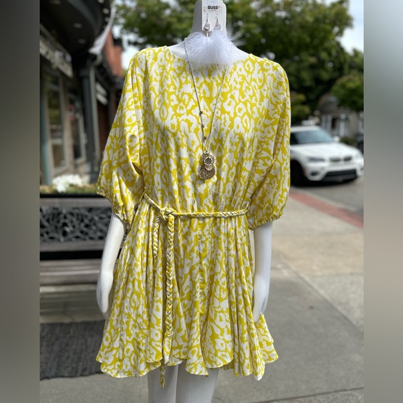 The Little Yellow Dress by Aakaa‎ - Picture 6 of 6